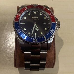 Invicta Pepsi Pro Diver quartz watch (Rolex Homage)